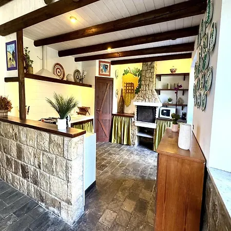 In Cefalu With Pool And Forest Retreat Villa Castelbuono (Sicily)